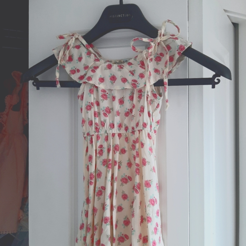 Girls Cold Shoulder Dress